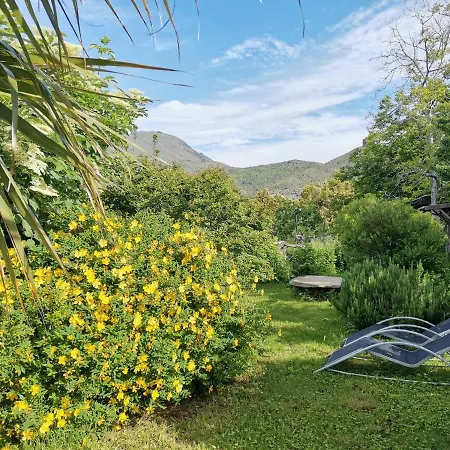 Panzió D'hotes Couvent D'alando Alando