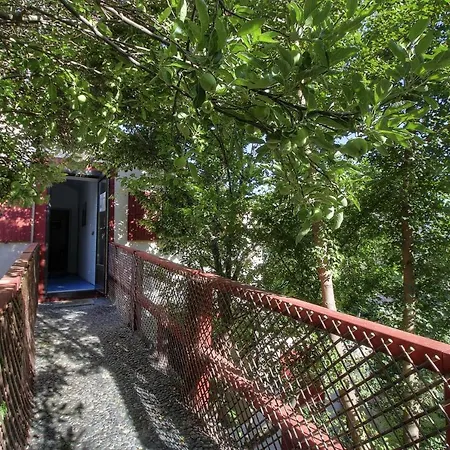 D'hotes Couvent D'alando Bed & Breakfast *