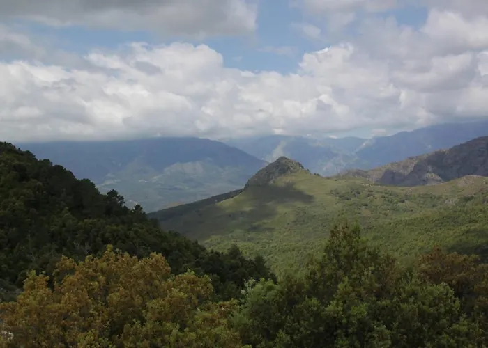 D'hotes Couvent D'alando Bed & Breakfast Alando